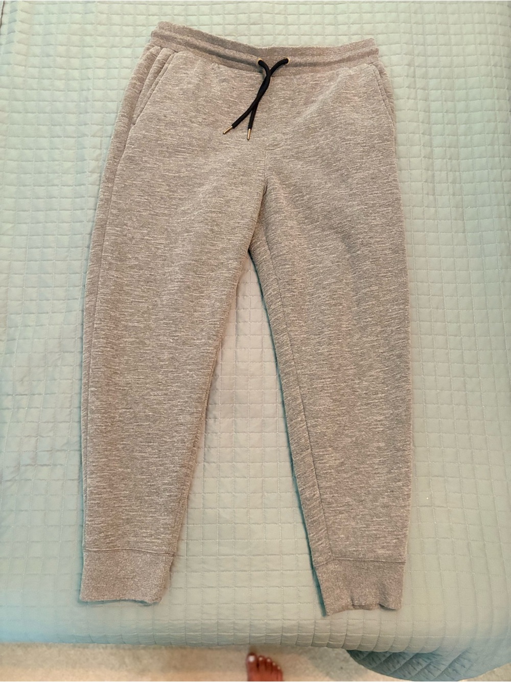 Gray Heavy Fleece-lined Jogger Sweatpants with Drawstring Waist and Pockets